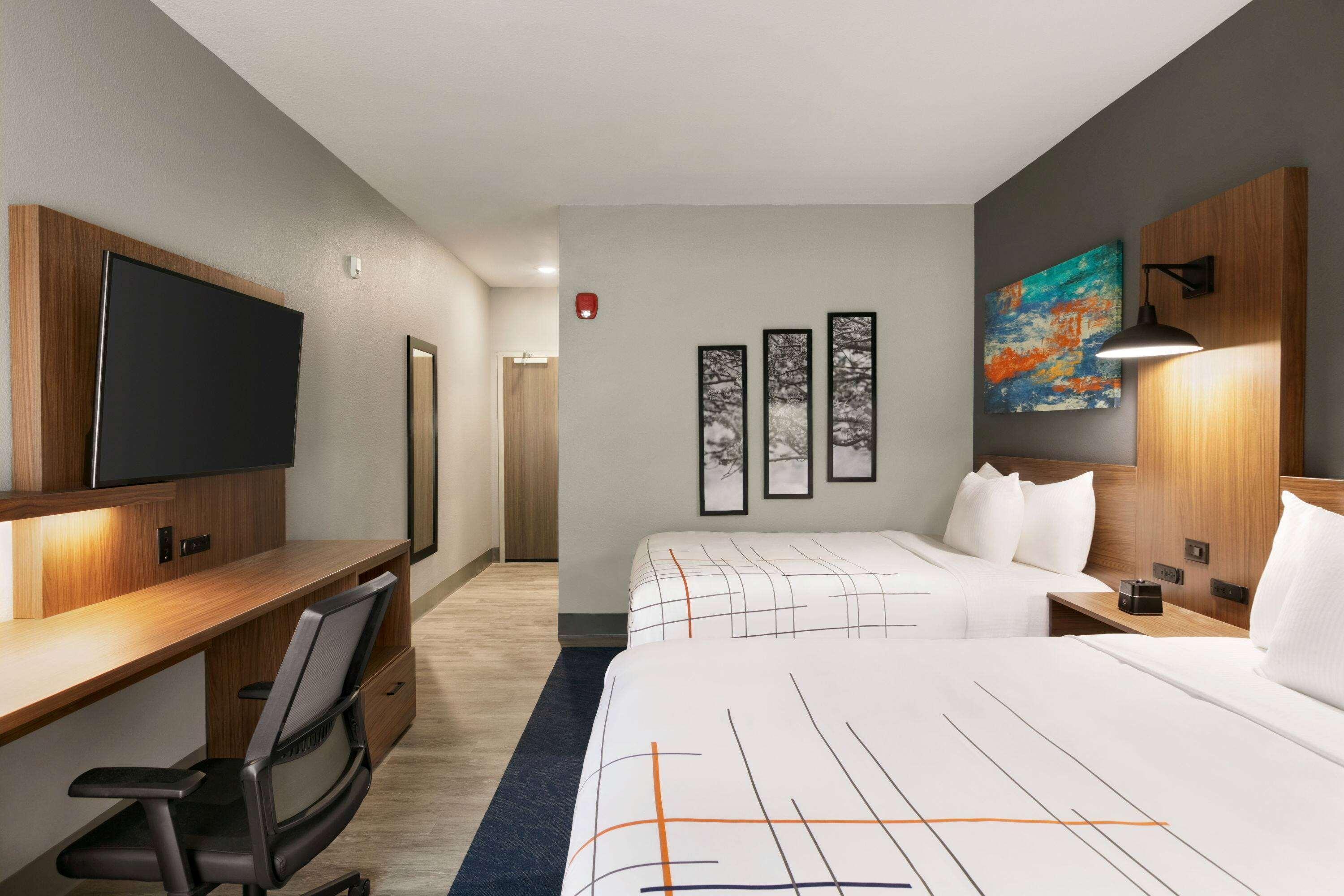 La Quinta & By Wyndham North 3*