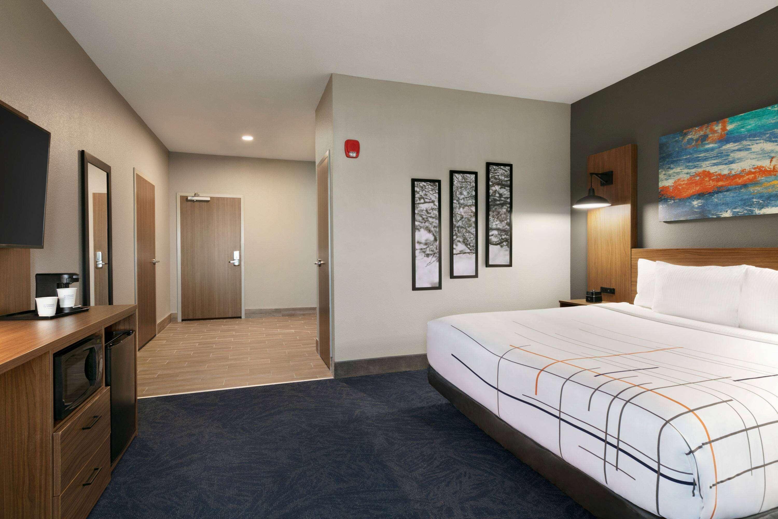 La Quinta & By Wyndham North 3*